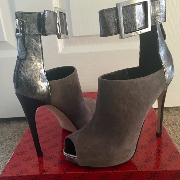 Guess Women’s shoes - Picture 2 of 8